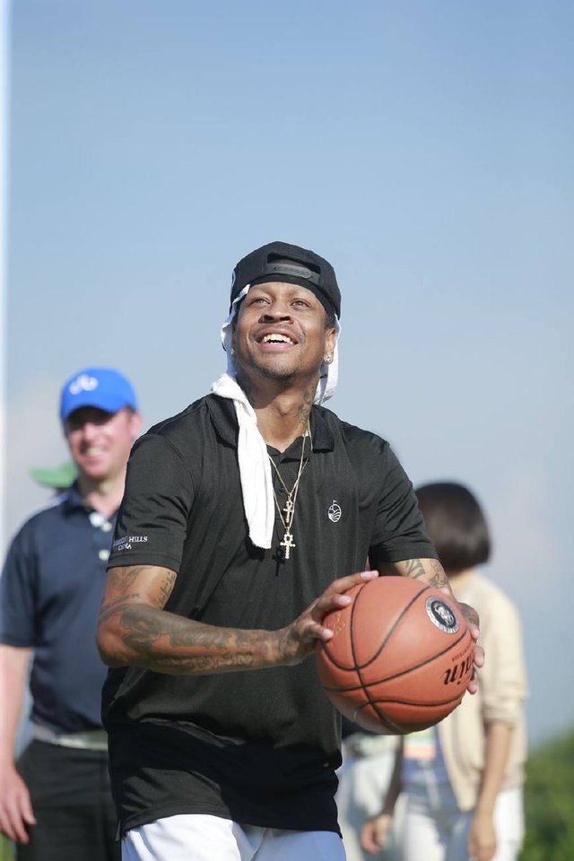 篮球——NBA常规赛：湖人胜太阳